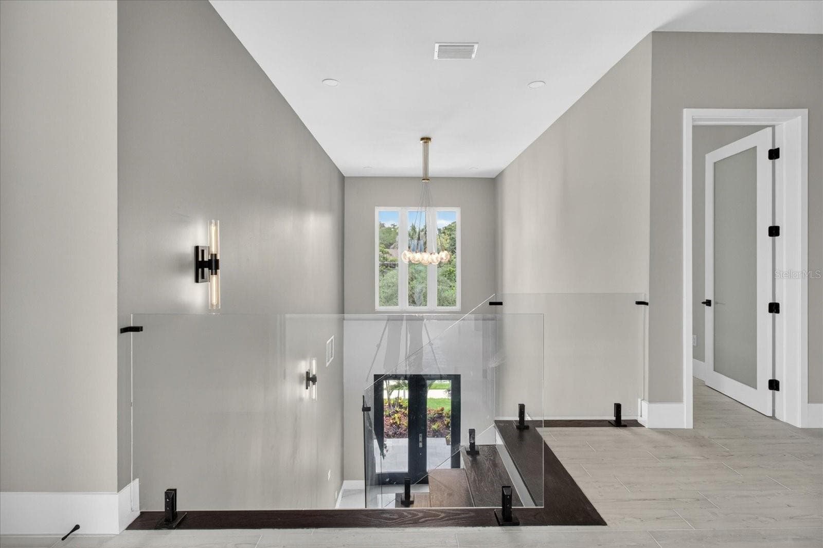 Single Family Residence at 3420 CHANNELSIDE CT, SAFETY HARBOR, photo 13 of 125