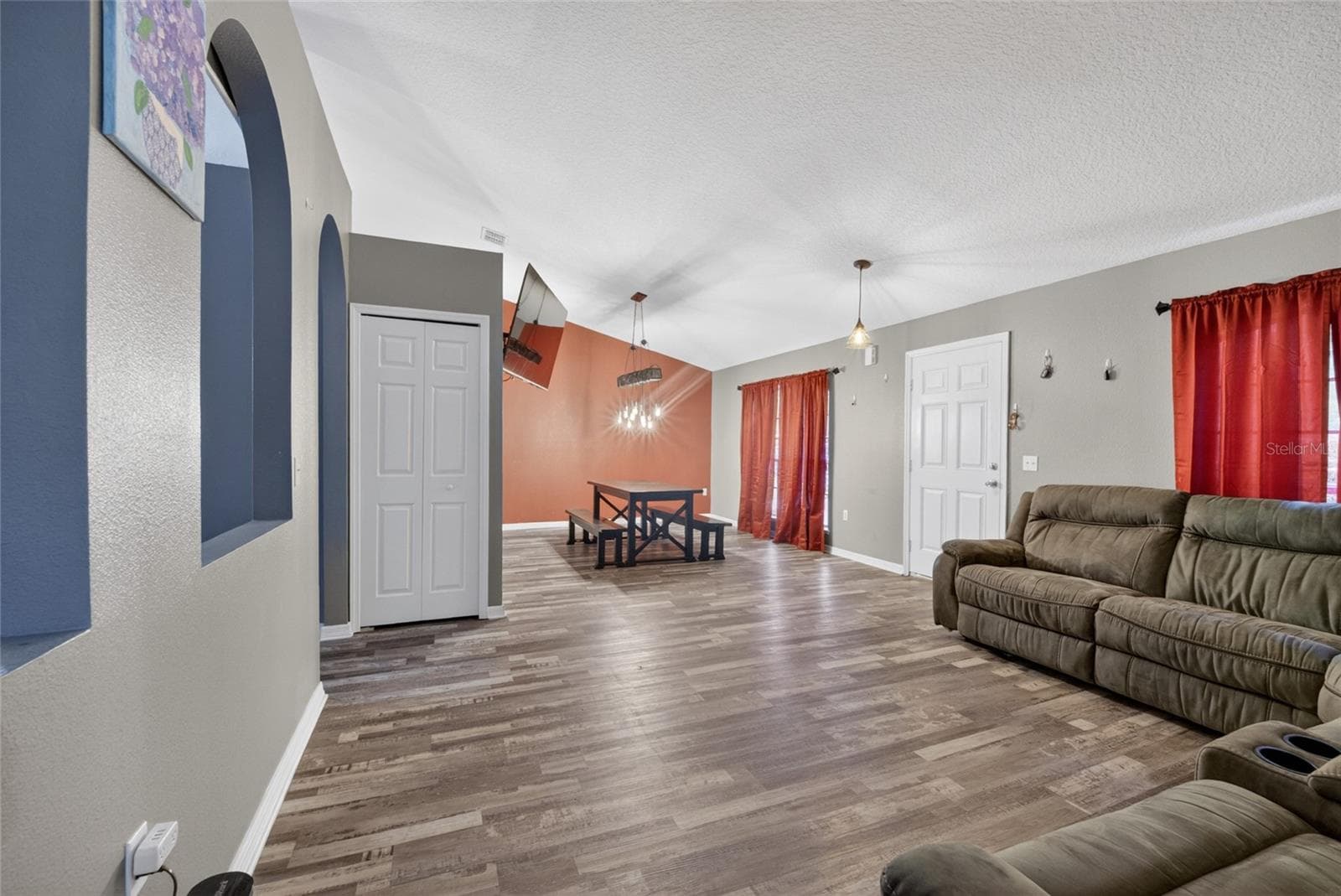 Single Family Residence at 20390 SW 57TH ST, DUNNELLON, photo 5 of 28