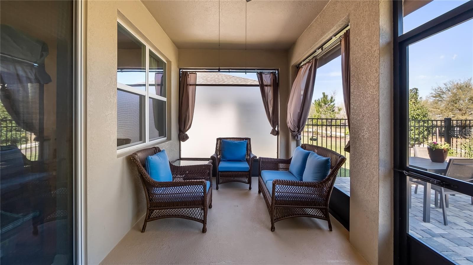Screen in lanai - 8033 PENROSE PL, WILDWOOD