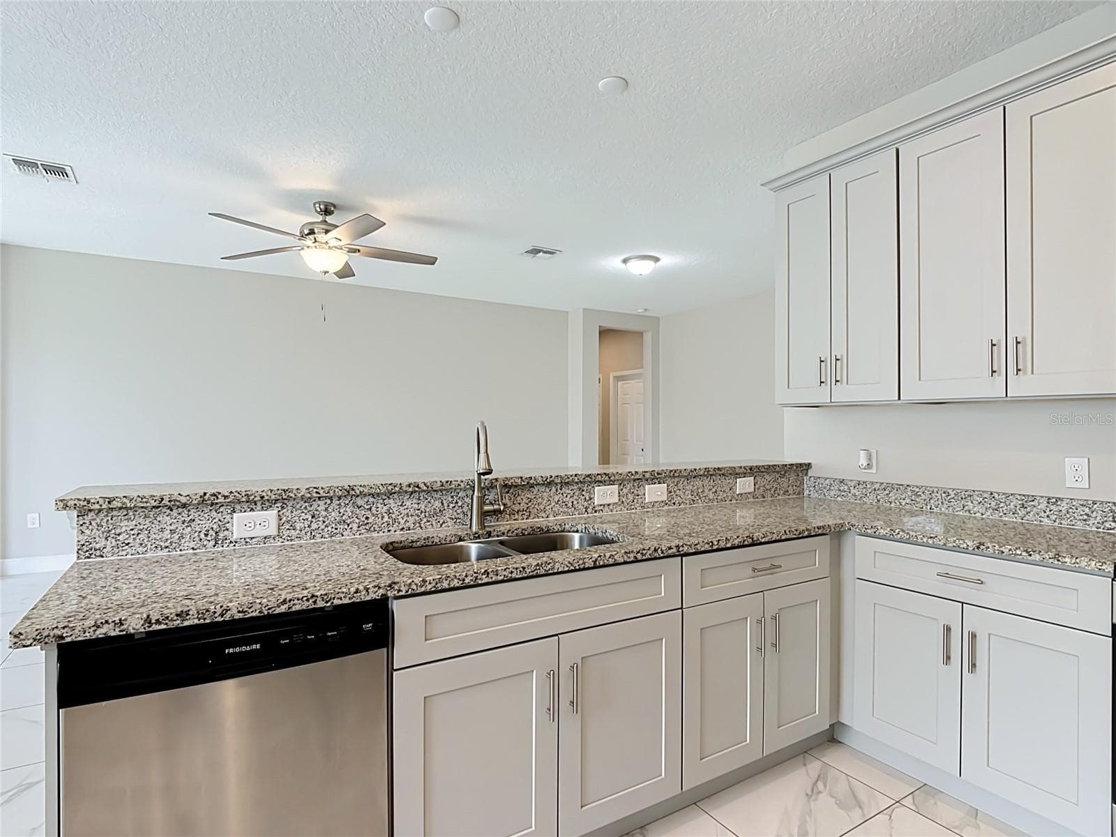 Single Family Residence at 106 OAK CIR, POINCIANA, photo 16 of 46