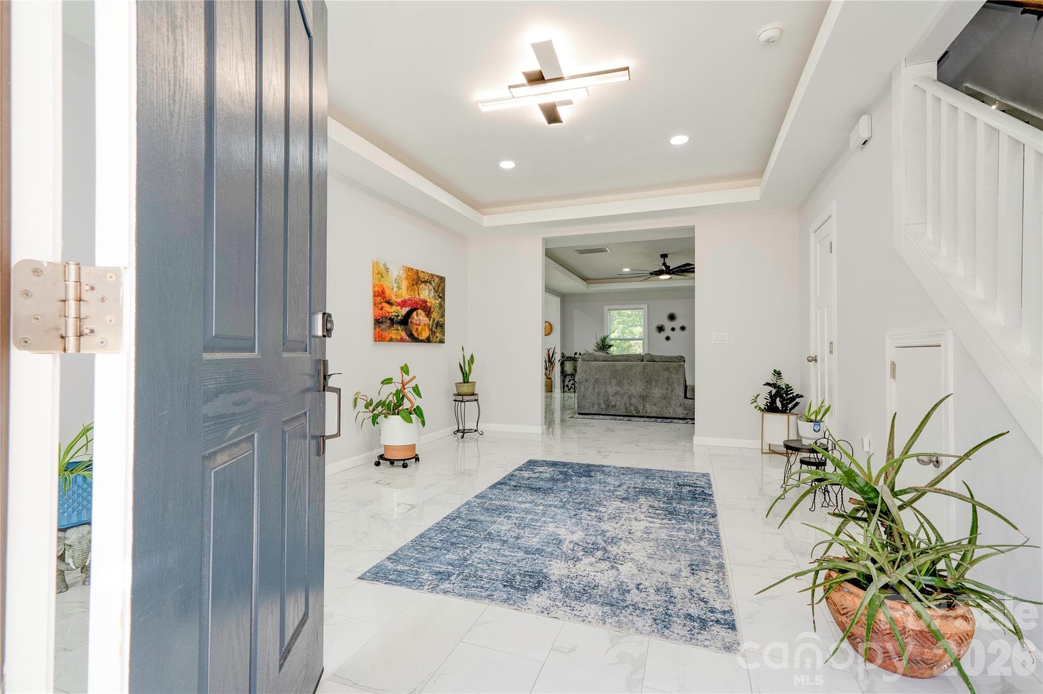 Foyer - Shelby