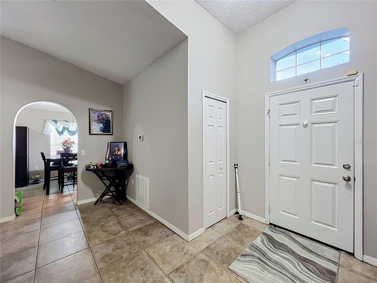 Single Family Residence at 2131 CORNER SCHOOL DR, ORLANDO, photo 4 of 24