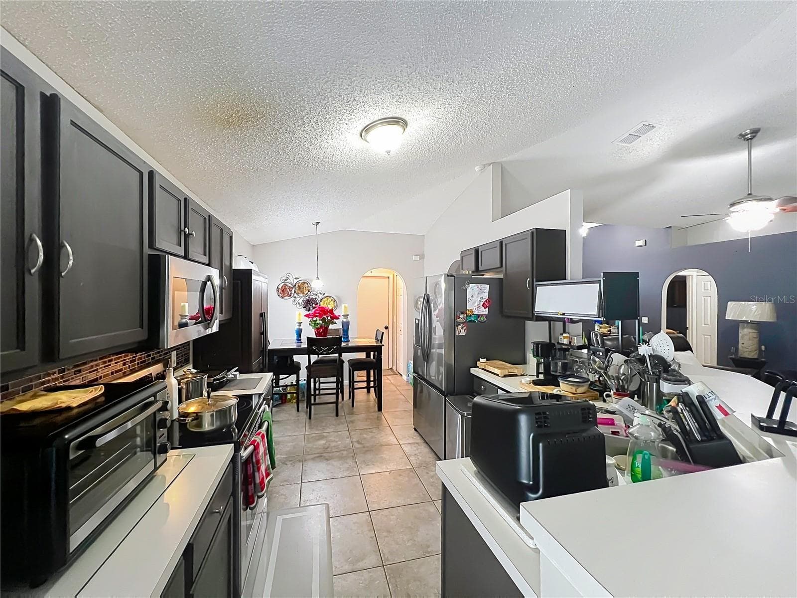 Single Family Residence at 2131 CORNER SCHOOL DR, ORLANDO, photo 10 of 24