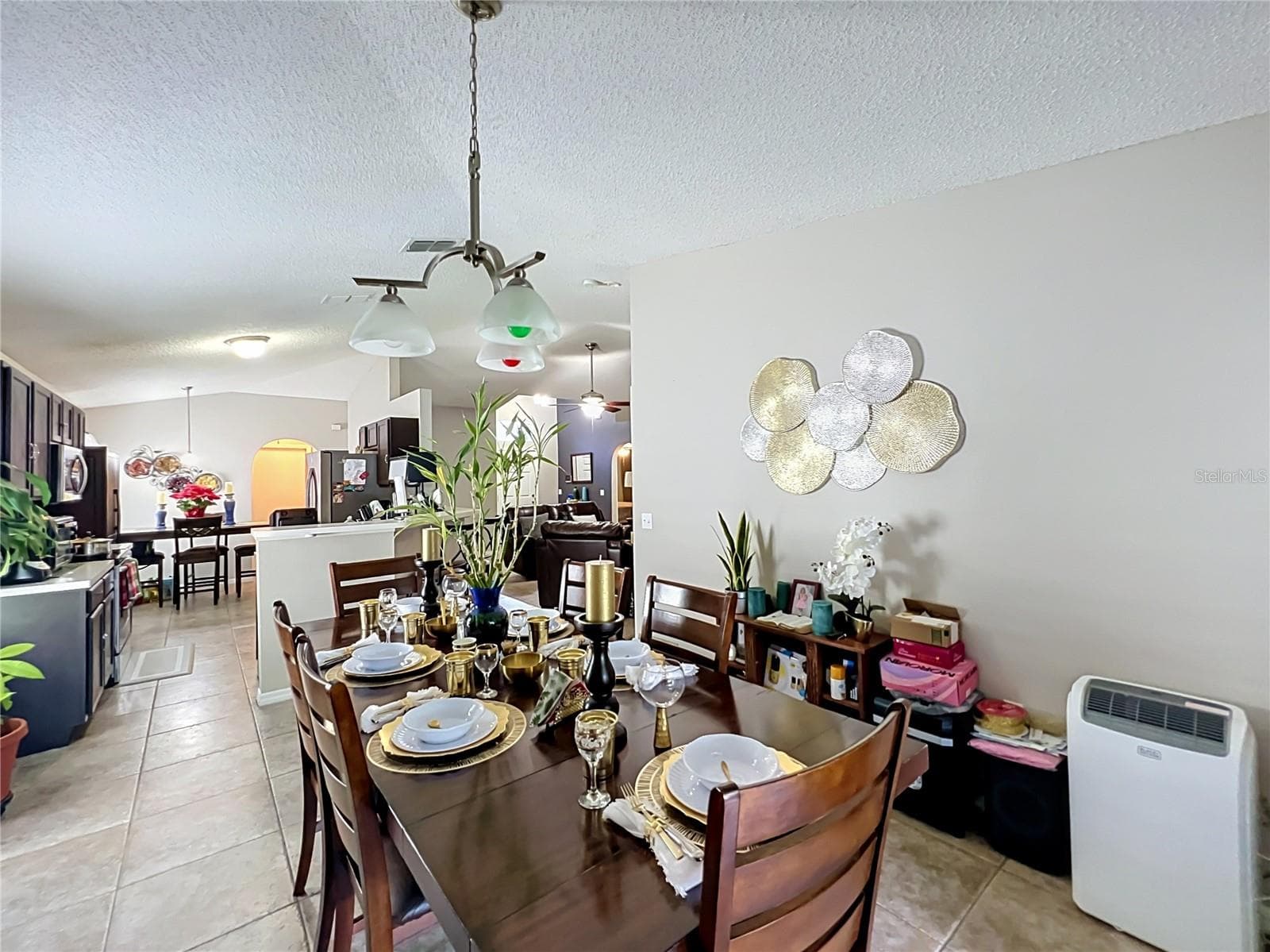 Single Family Residence at 2131 CORNER SCHOOL DR, ORLANDO, photo 12 of 24