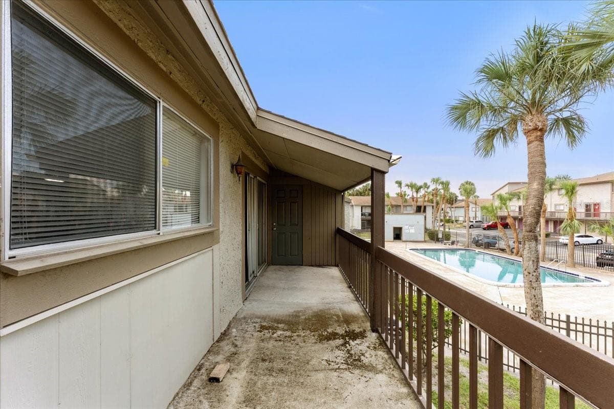 Condominium at 6332 NEWTOWN CIR #32B5, TAMPA, photo 20 of 39