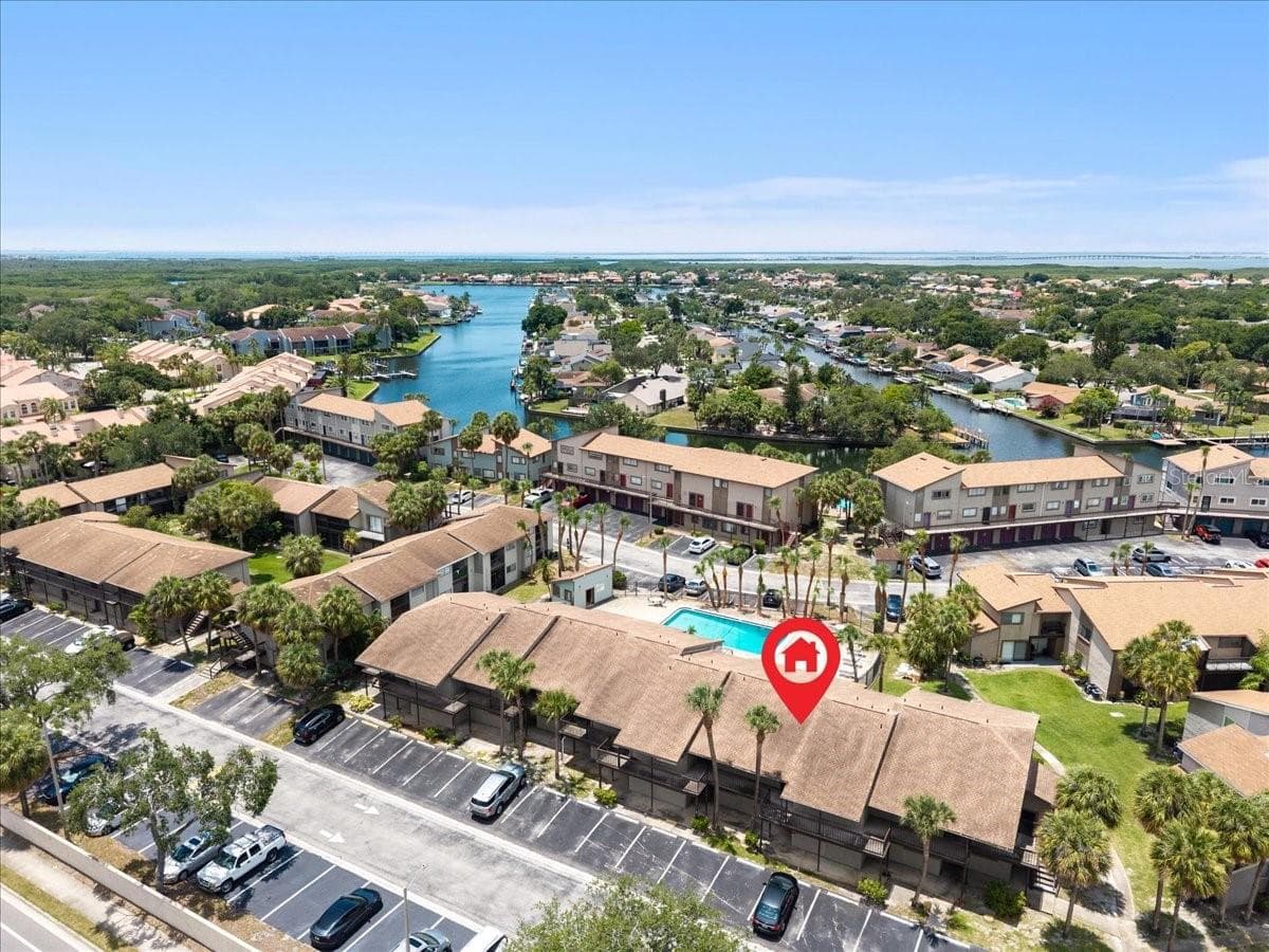 Condominium at 6332 NEWTOWN CIR #32B5, TAMPA, photo 24 of 39