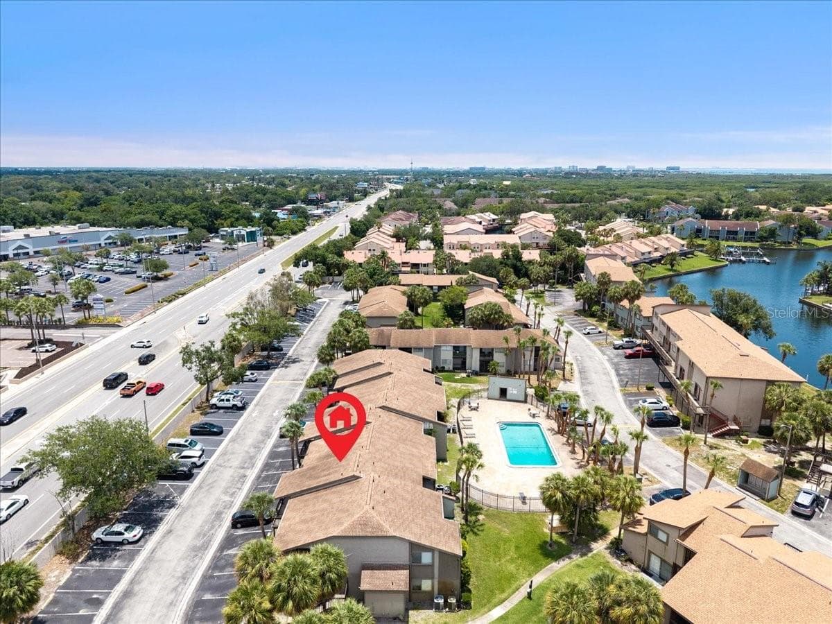 Condominium at 6332 NEWTOWN CIR #32B5, TAMPA, photo 25 of 39