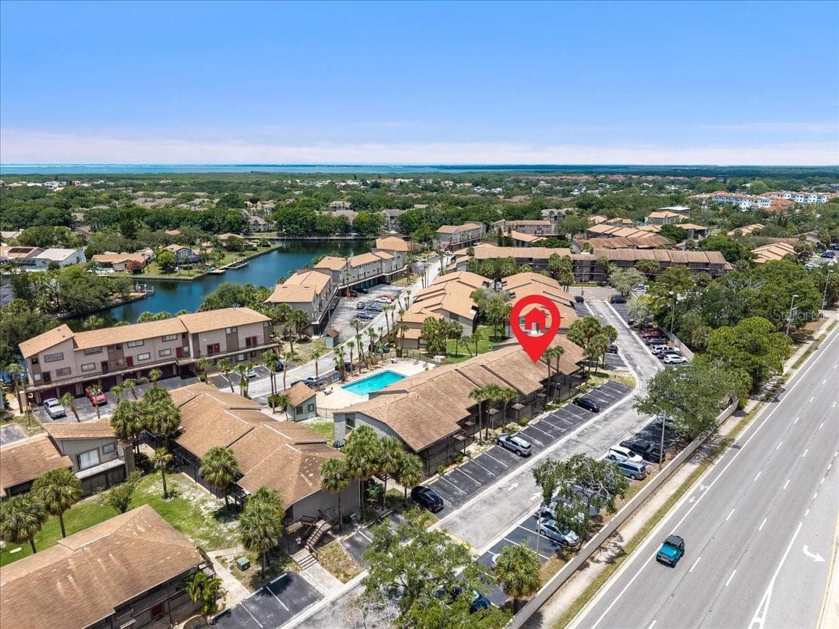 Condominium at 6332 NEWTOWN CIR #32B5, TAMPA, photo 31 of 39