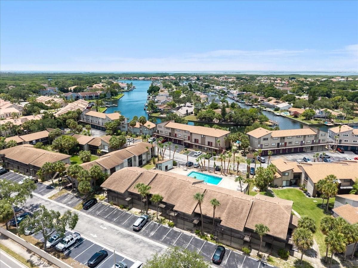 Condominium at 6332 NEWTOWN CIR #32B5, TAMPA, photo 33 of 39