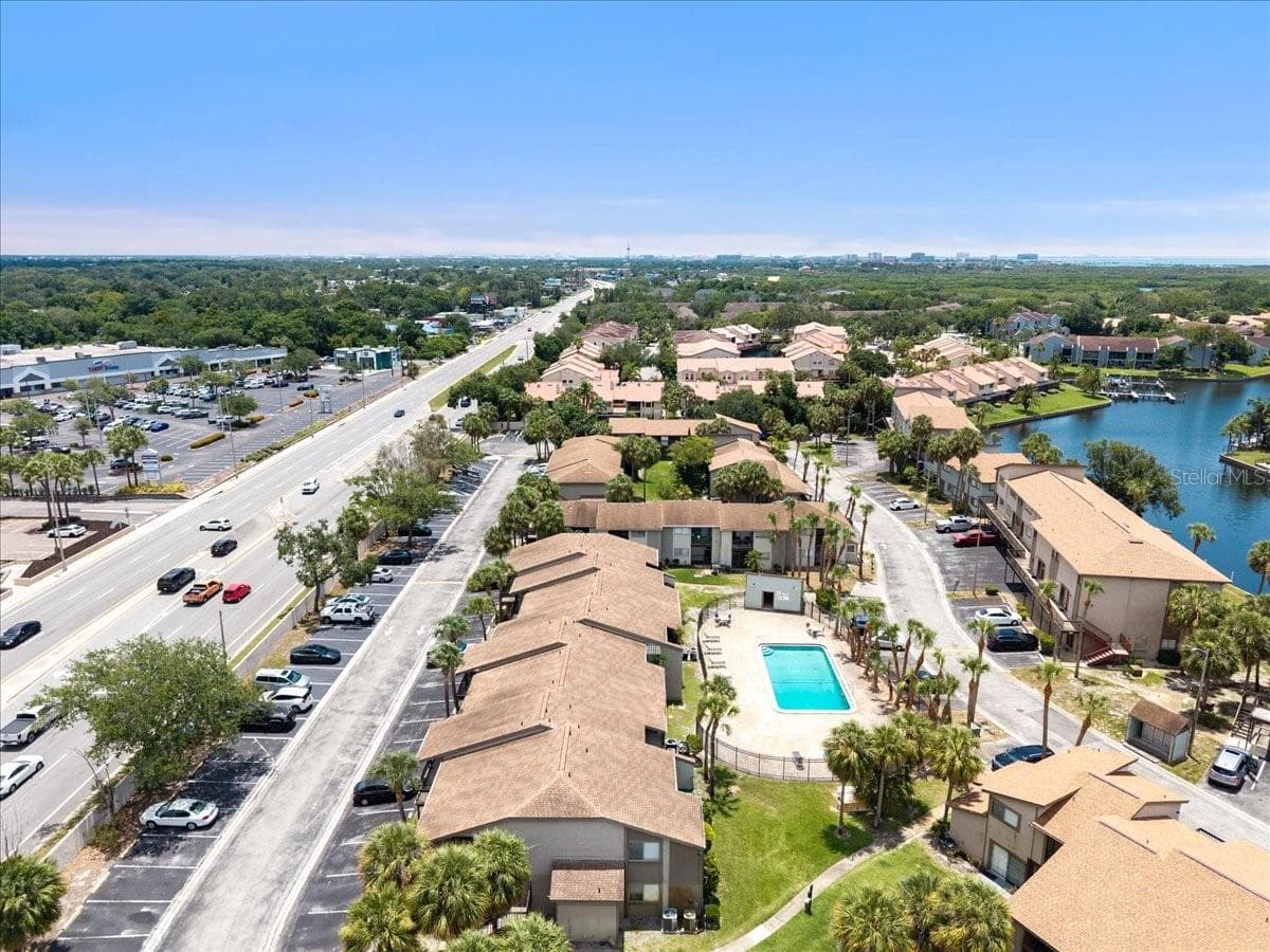 Condominium at 6332 NEWTOWN CIR #32B5, TAMPA, photo 34 of 39