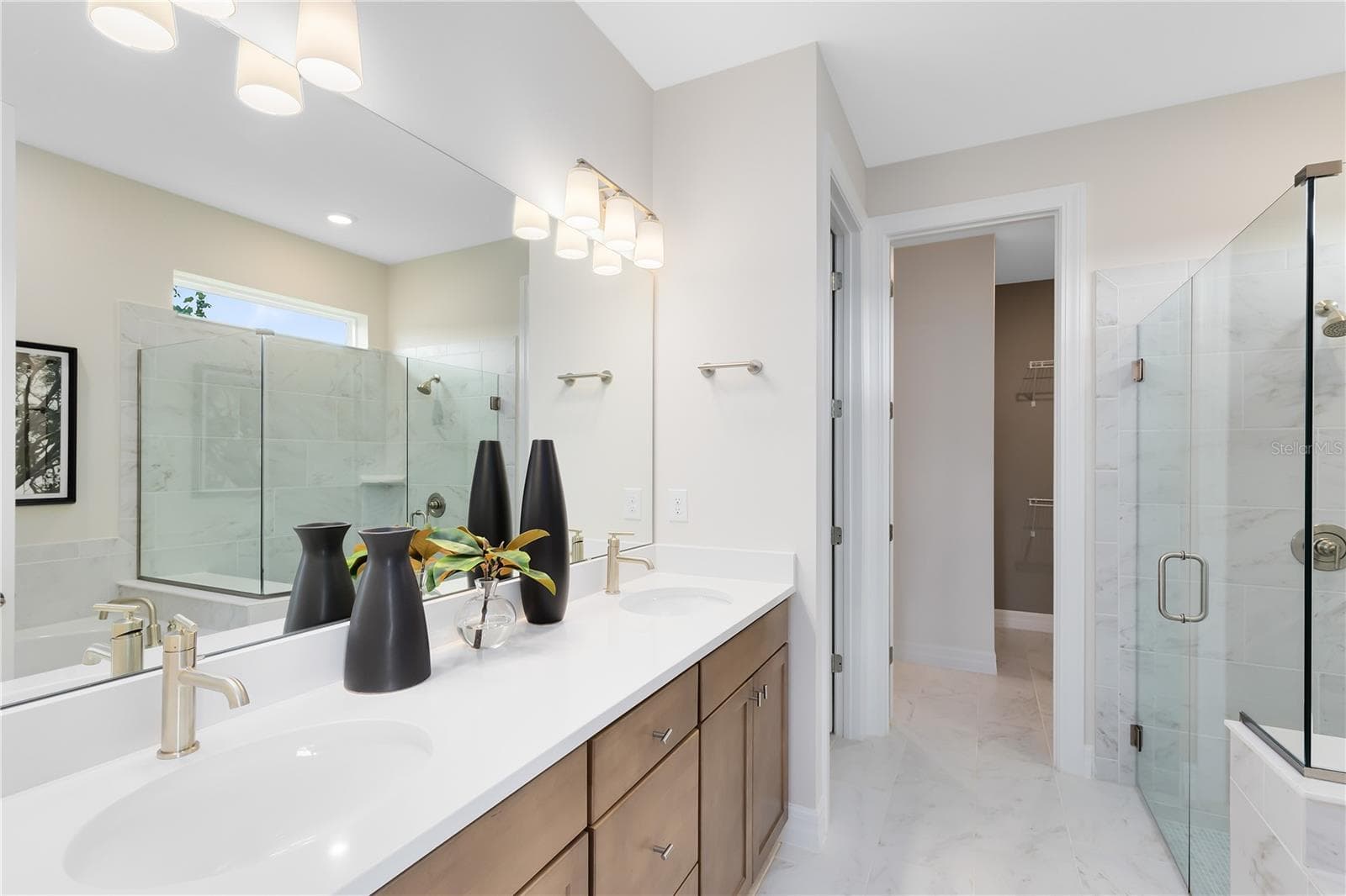 Model Home Design Only. Pictures and furnishings are for illustrative purposes only. Elevations, colors and options may vary. Furniture is for model home staging only. - 5237 HANDSOME HILLS DRIVE, MOUNT DORA