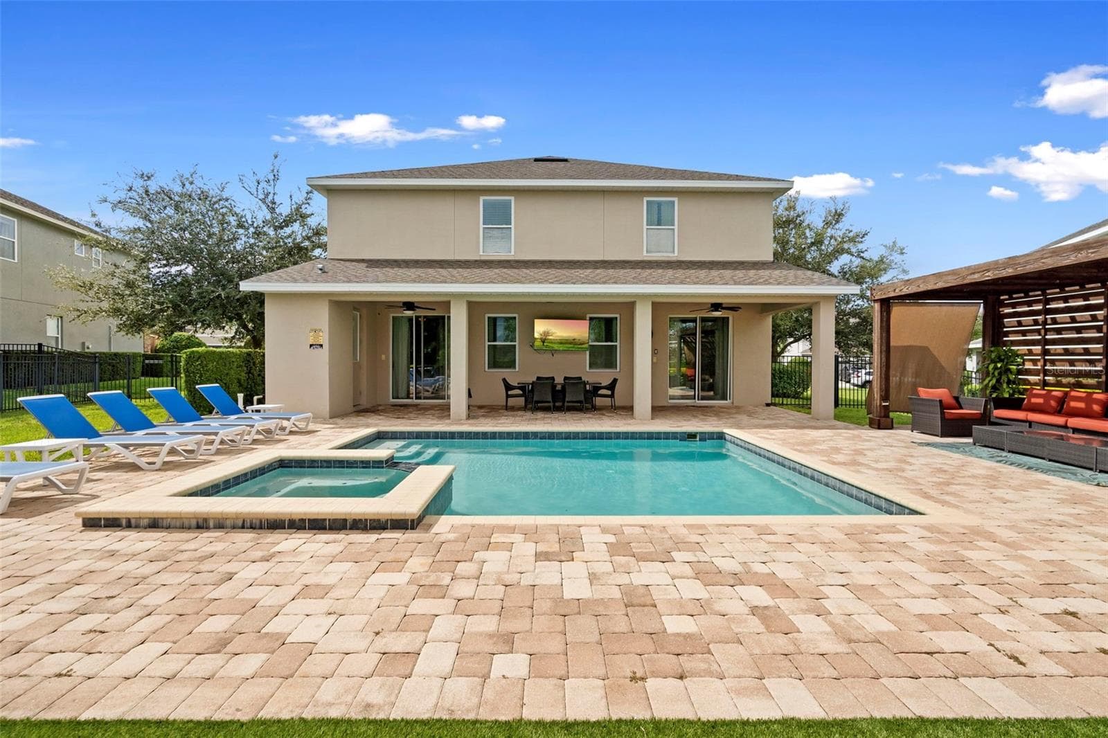Single Family Residence at 7721 FAIRFAX DR, KISSIMMEE, photo 8 of 68