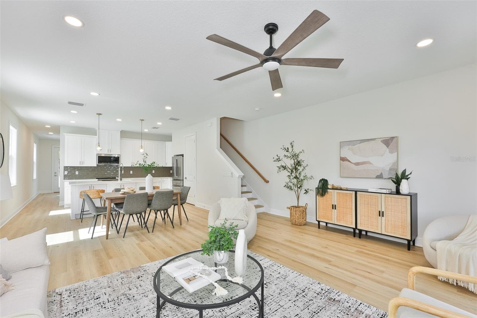 Townhouse at 1911 W BEACH ST, TAMPA, photo 12 of 33