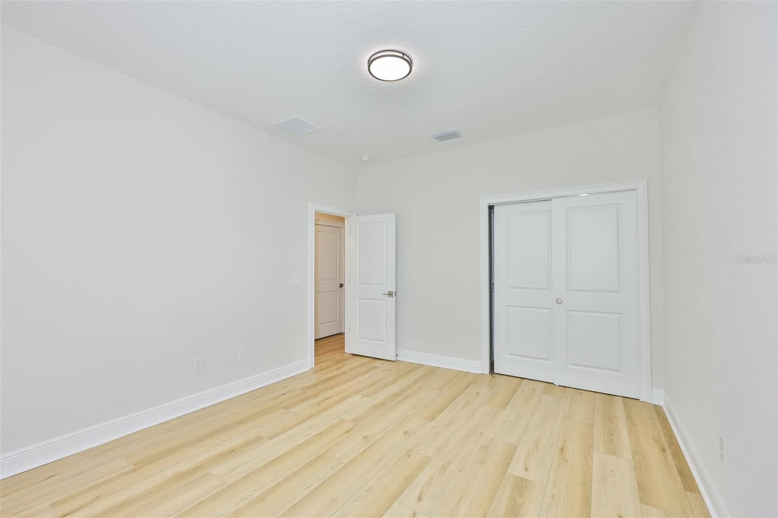 Townhouse at 1911 W BEACH ST, TAMPA, photo 22 of 33