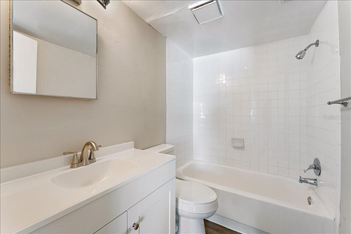 Condominium at 7210 N MANHATTAN AVE #1714, TAMPA, photo 17 of 27