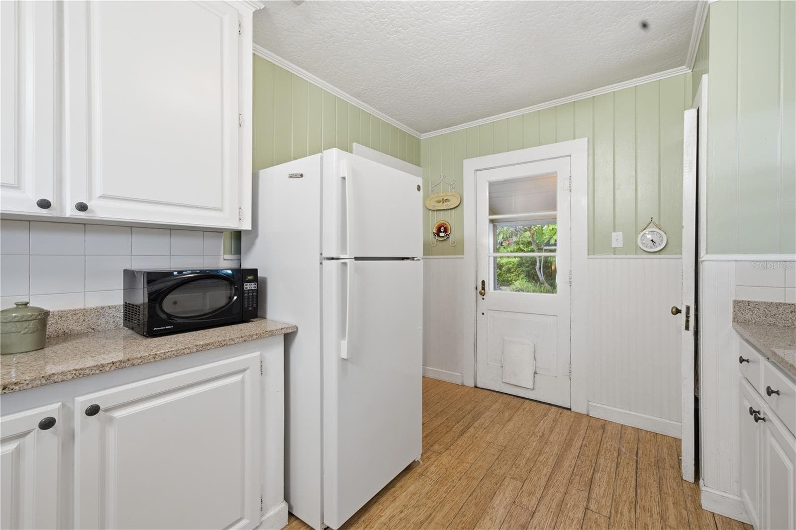 Single Family Residence at 411 W 48TH ST, BRADENTON, photo 10 of 51