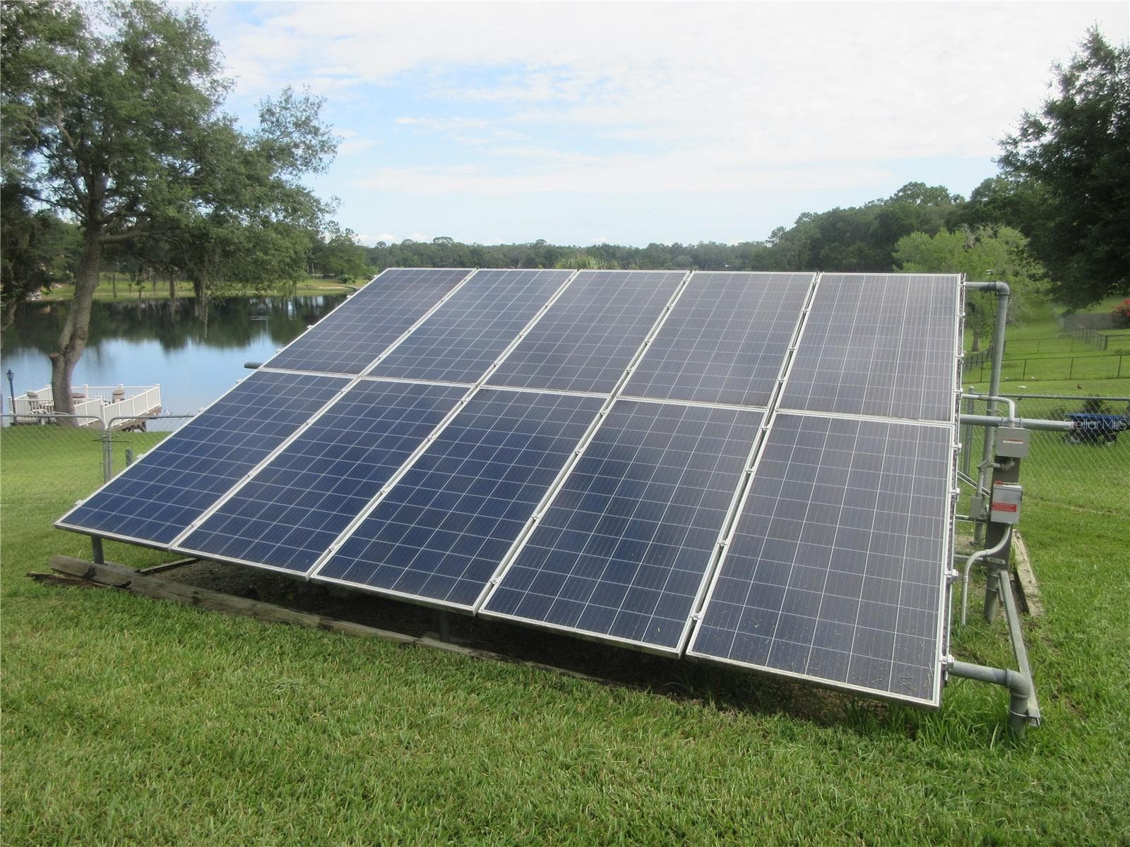 Solar photovoltaic system - 16849 SE 59TH PL, OCKLAWAHA