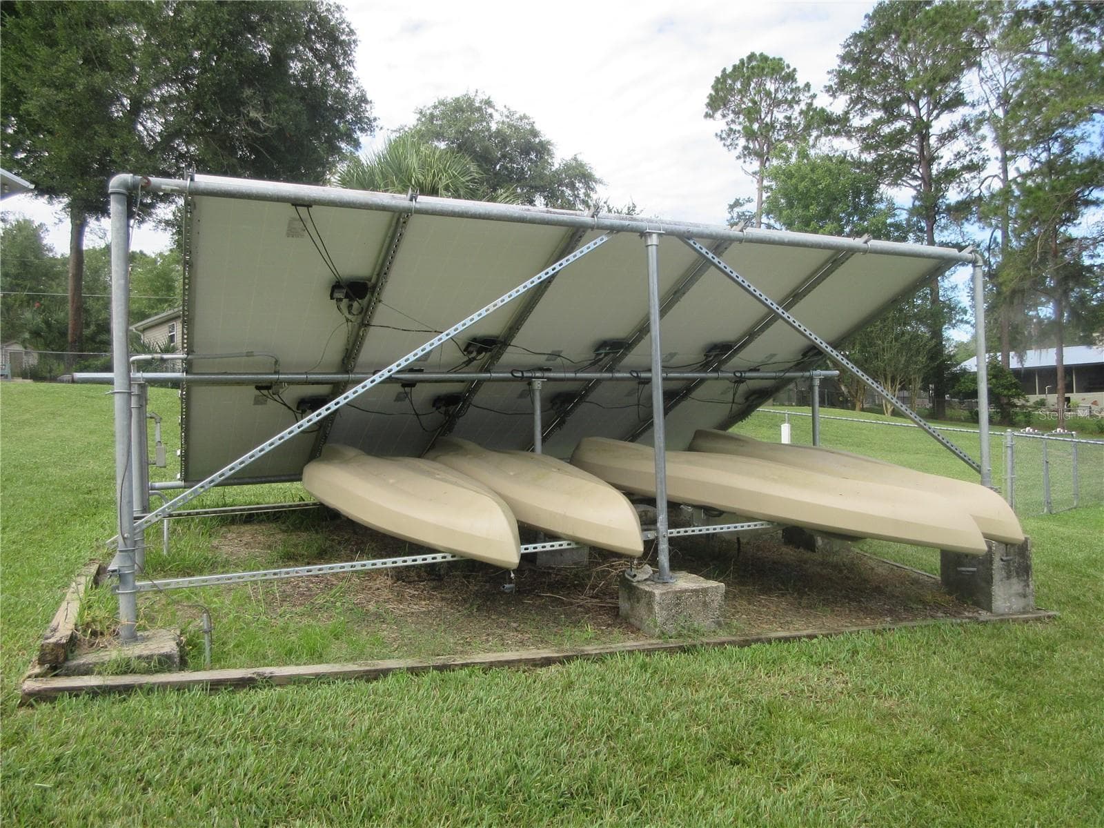 Solar / Canoe shelter - 16849 SE 59TH PL, OCKLAWAHA