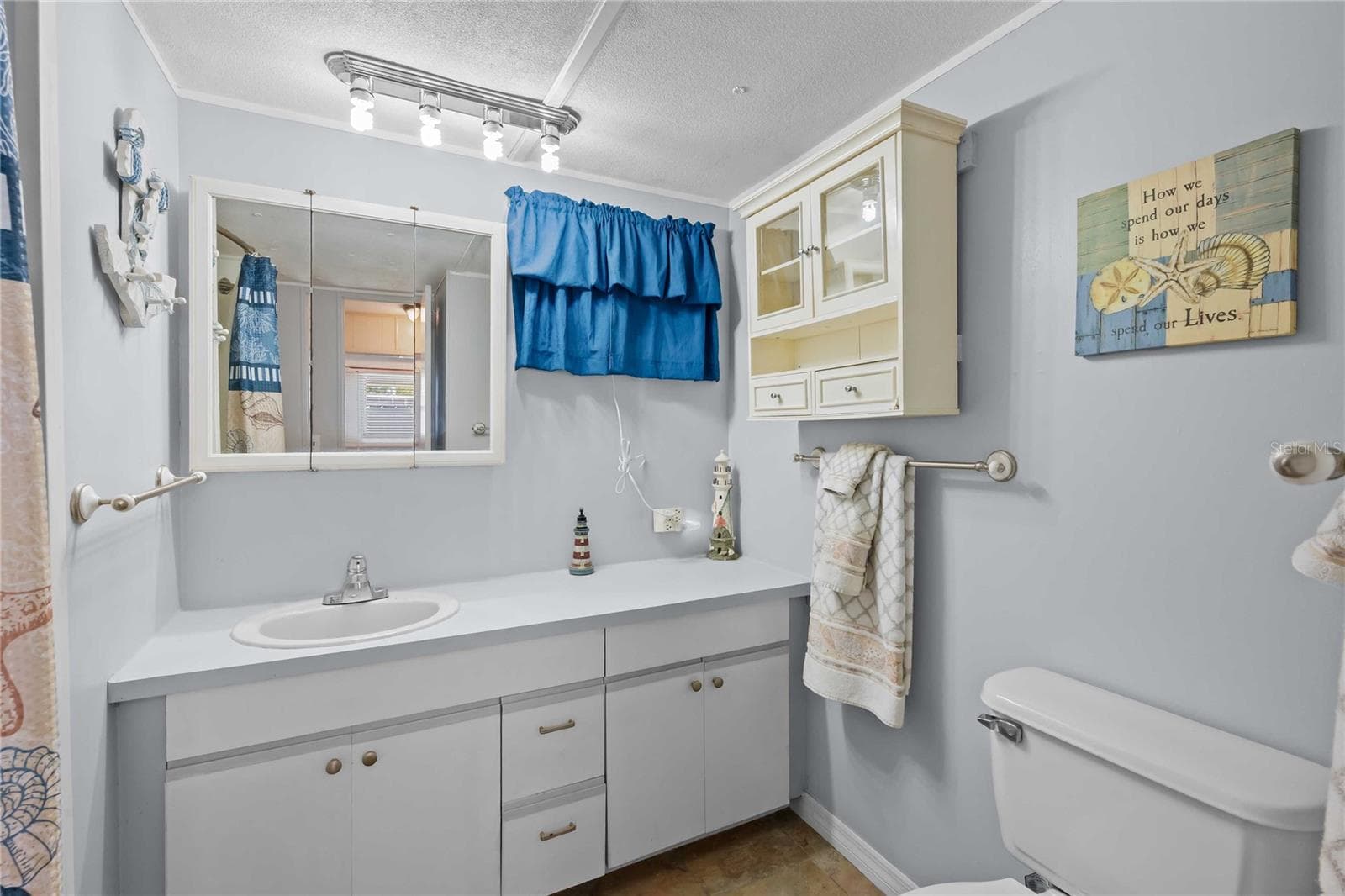 Mobile Home at 3834 SARAH DR, WESLEY CHAPEL, photo 19 of 32