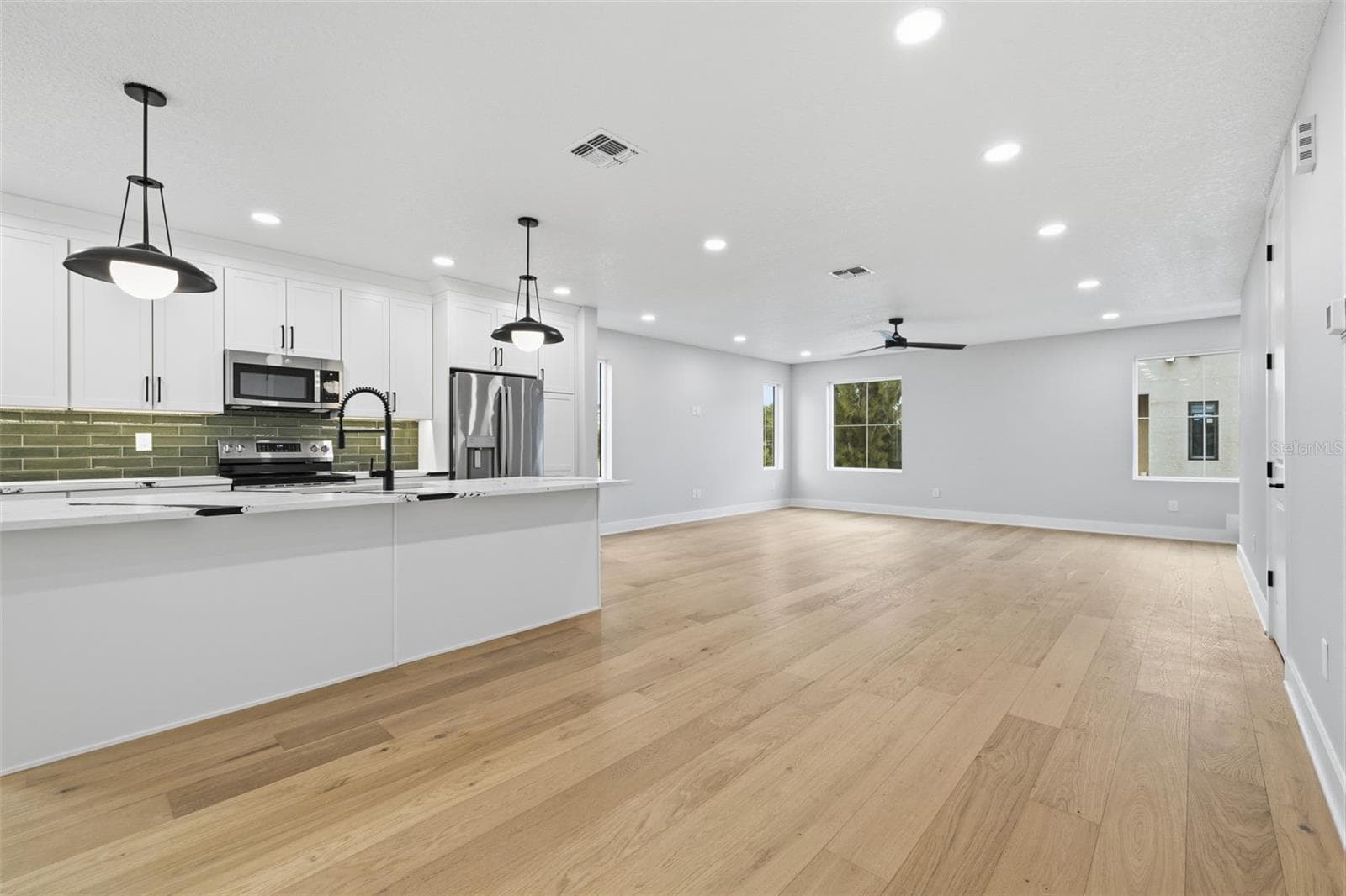 Townhouse at 4208 W CARMEN ST #D, TAMPA, photo 7 of 37