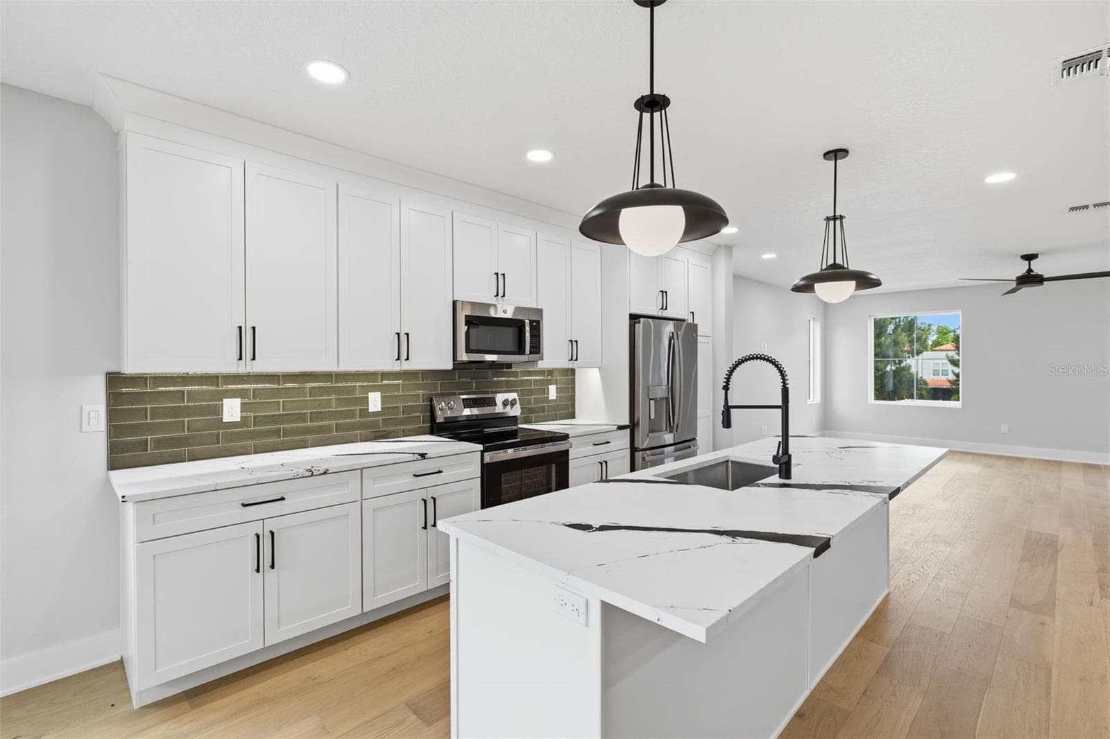 Townhouse at 4208 W CARMEN ST #D, TAMPA, photo 10 of 37
