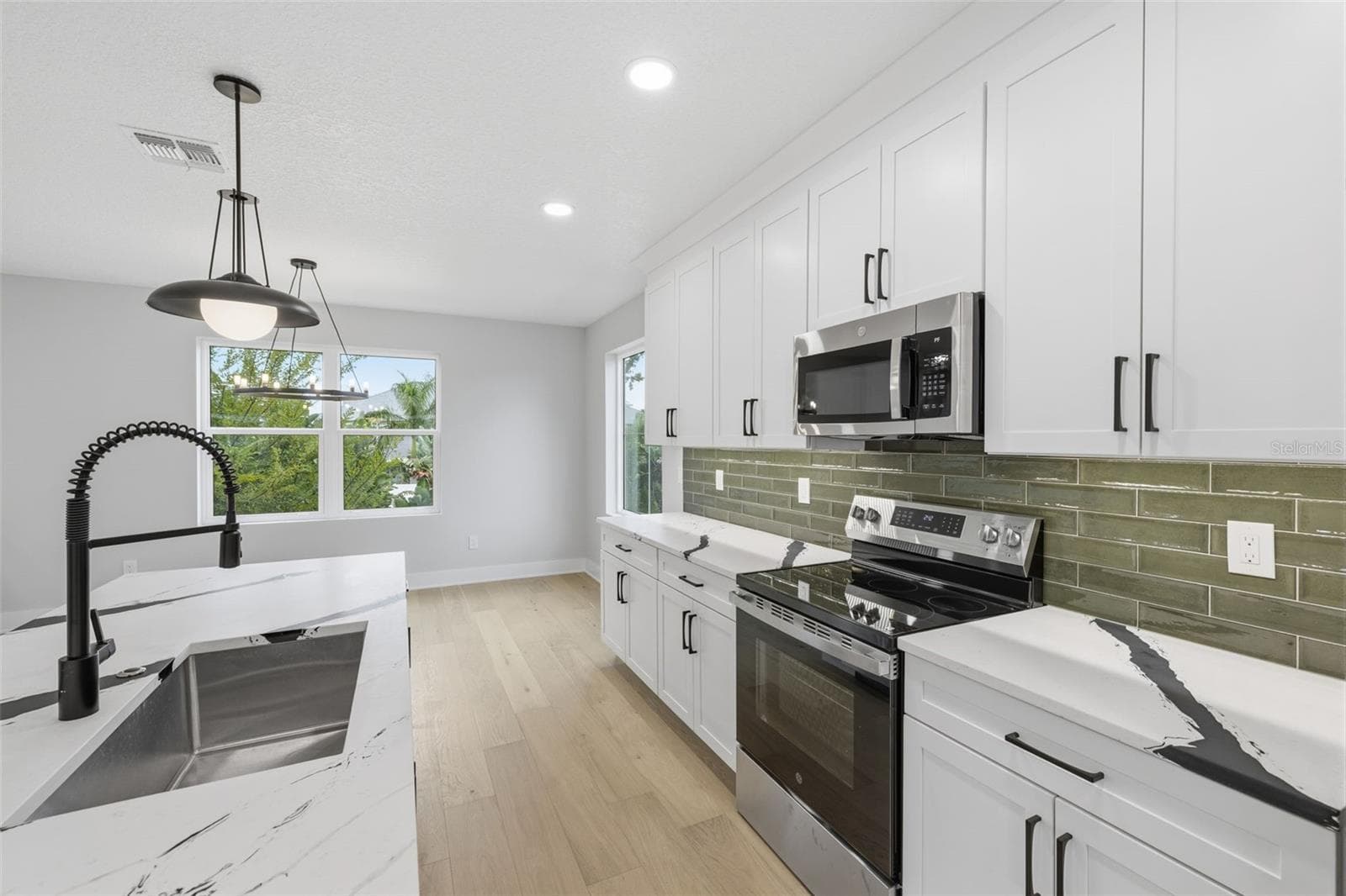 Townhouse at 4208 W CARMEN ST #D, TAMPA, photo 12 of 37