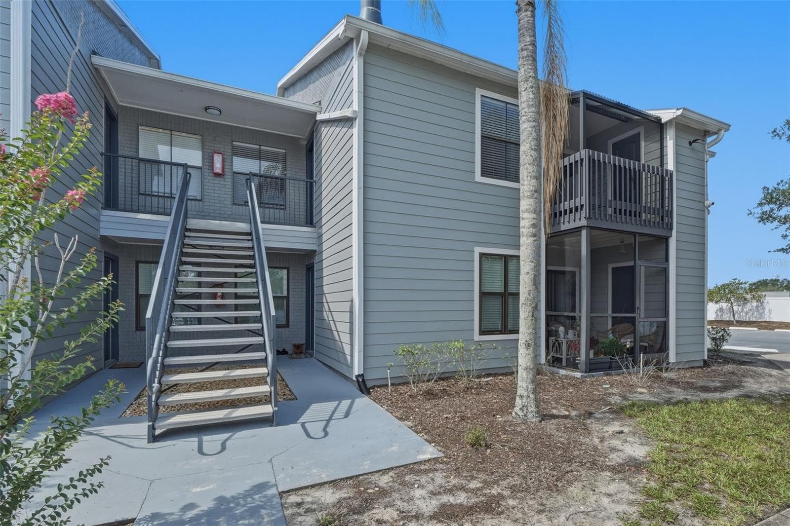 3716 IDLEBROOK CIR #212