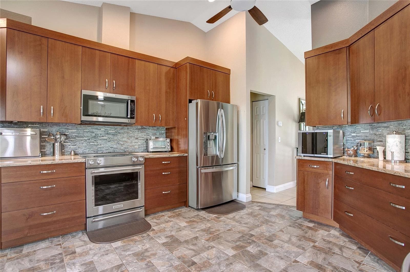 Mixed Use at 19616 LIVINGSTON AVE, LUTZ, photo 17 of 31