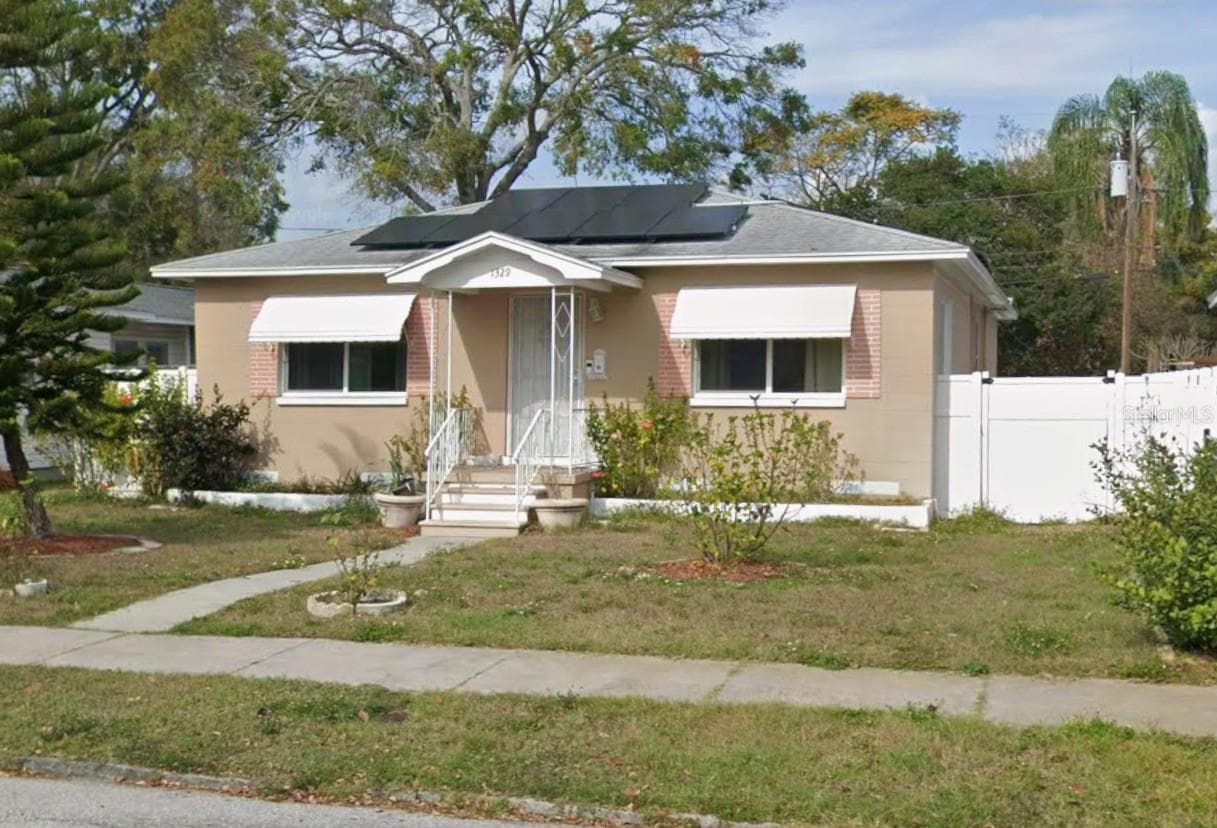 1329 34TH AVE N