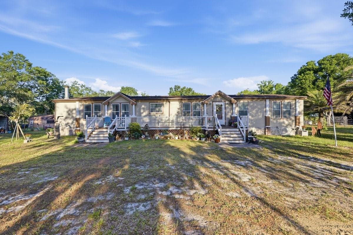 1560 MCCLELLAN RD