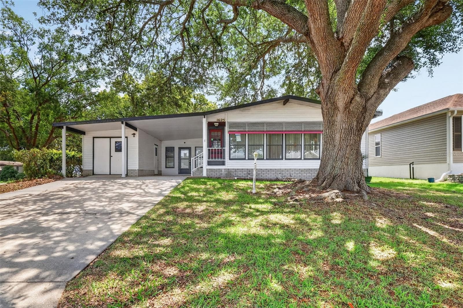 1625 HILTON HEAD BLVD