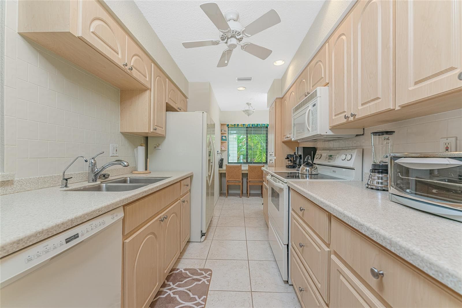 Condominium at 2950 N BEACH RD #B522, ENGLEWOOD, photo 28 of 124