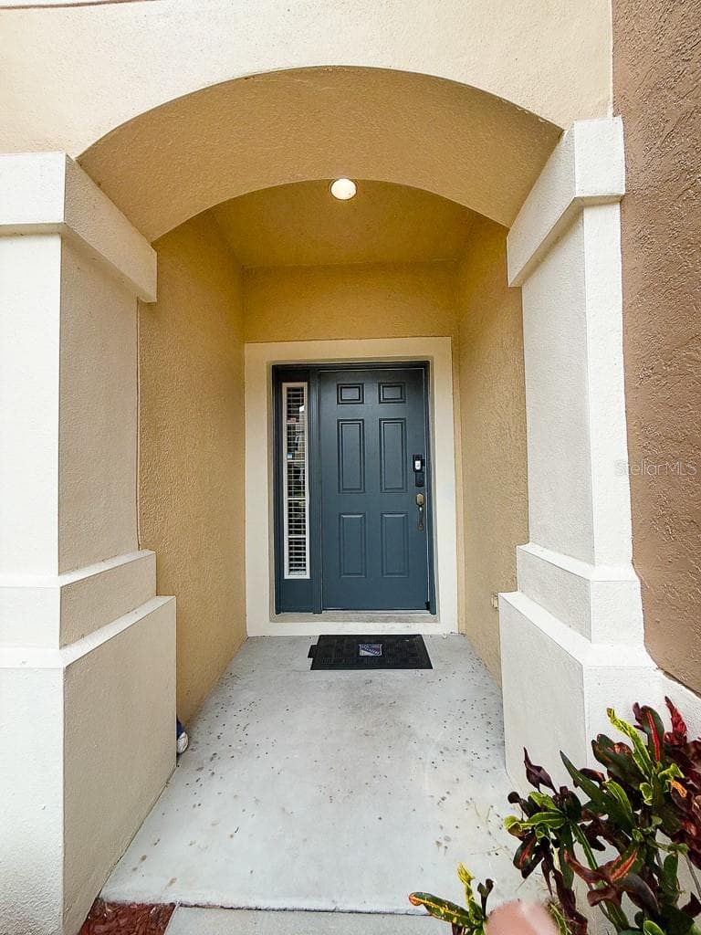 Townhouse at 8505 SANDY BEACH ST, TAMPA, photo 6 of 59
