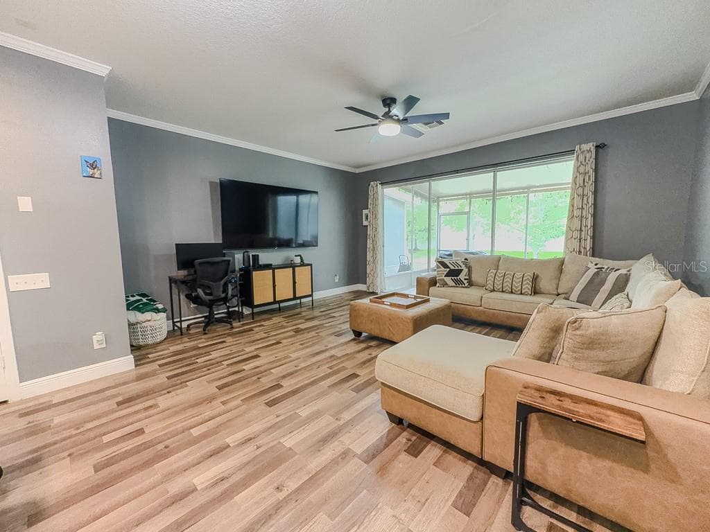 Townhouse at 8505 SANDY BEACH ST, TAMPA, photo 15 of 59