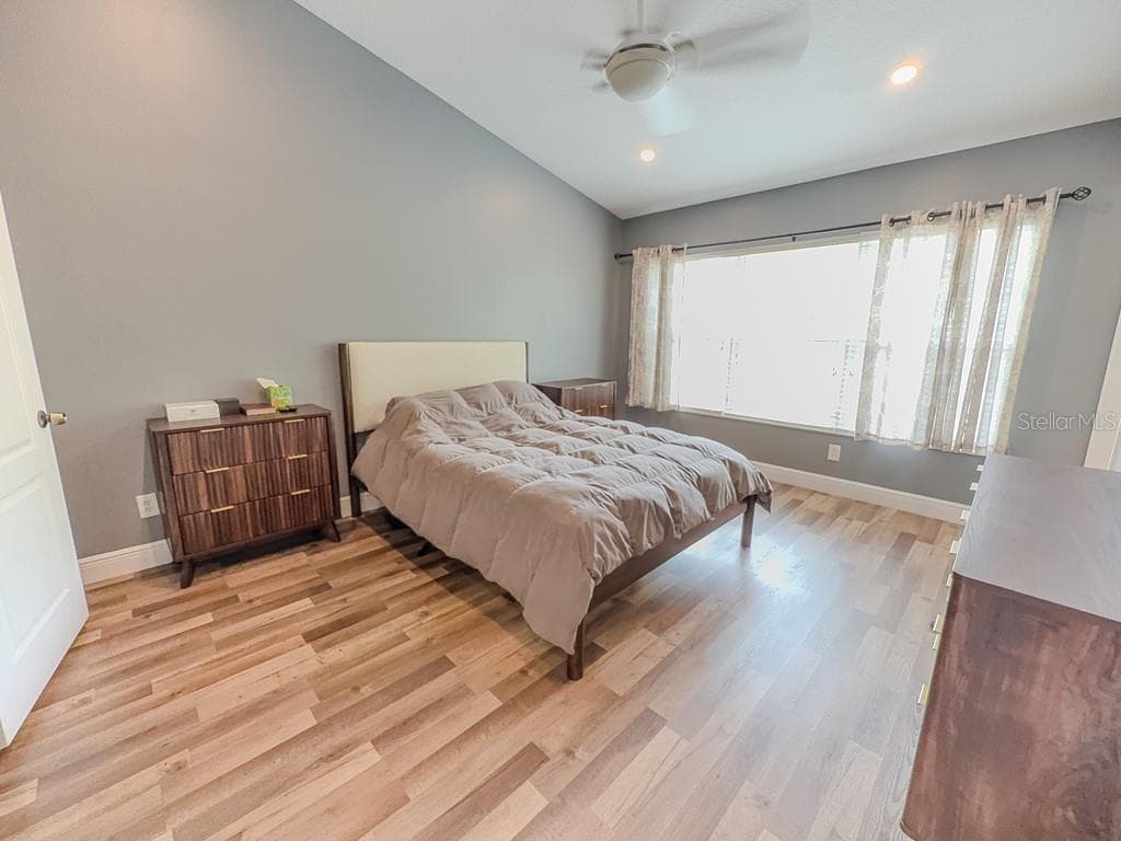 Townhouse at 8505 SANDY BEACH ST, TAMPA, photo 22 of 59