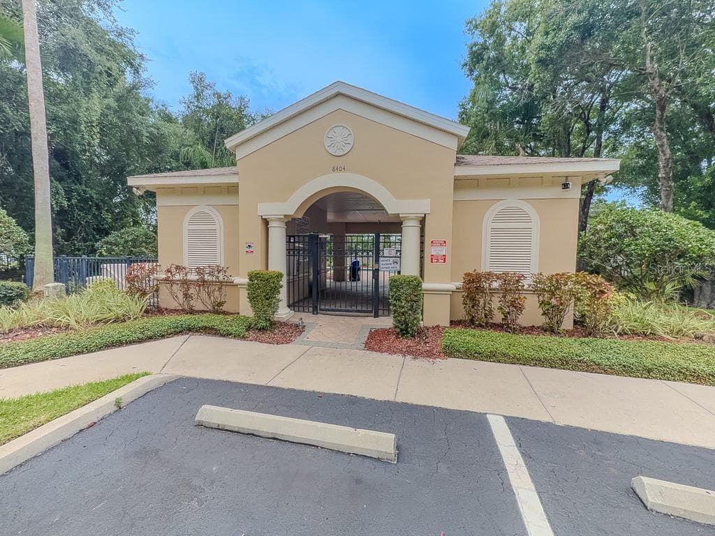 Townhouse at 8505 SANDY BEACH ST, TAMPA, photo 44 of 59