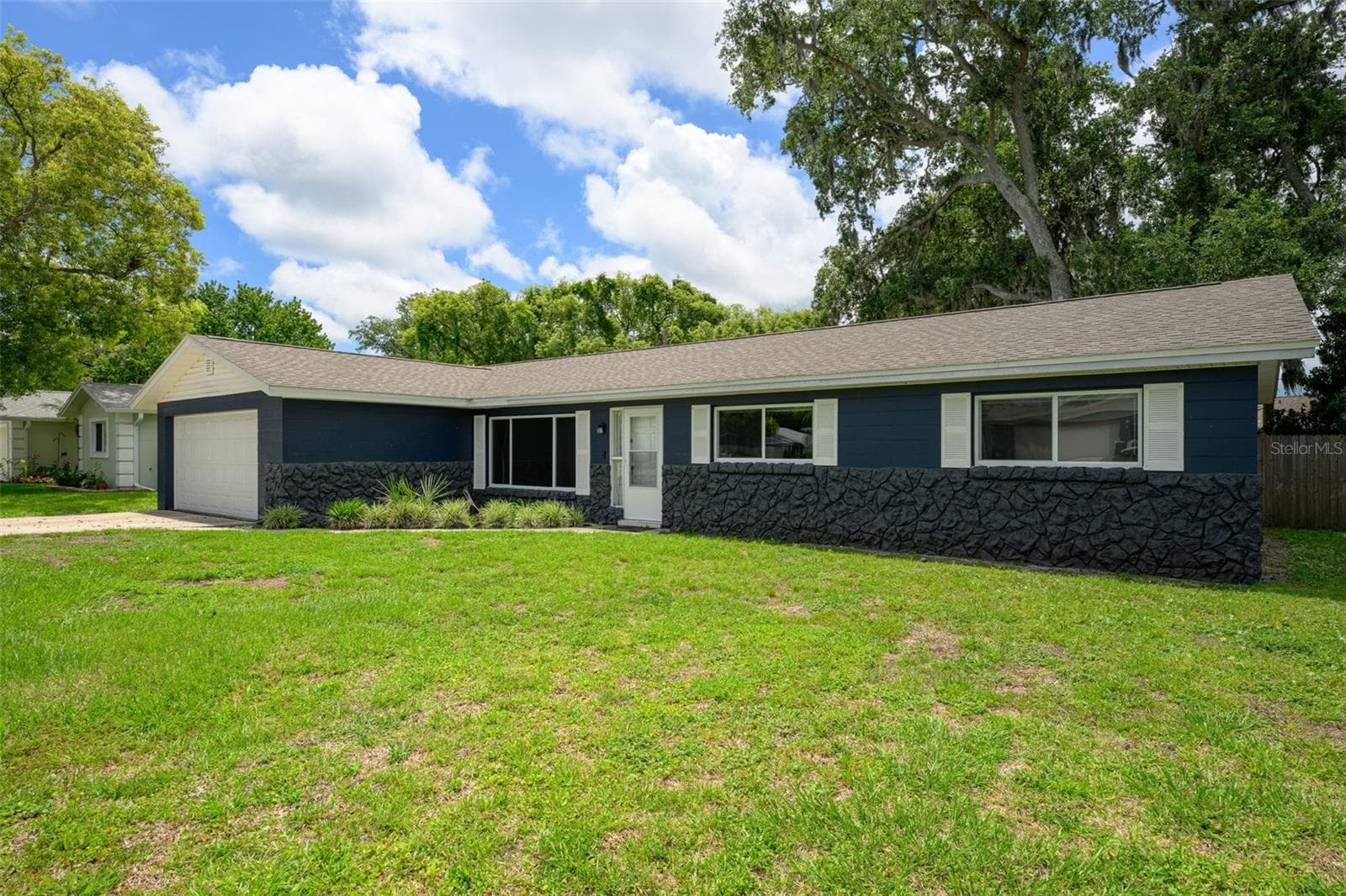 Single Family Residence at 110 CAMBRIDGE DR, PORT ORANGE, photo 2 of 26