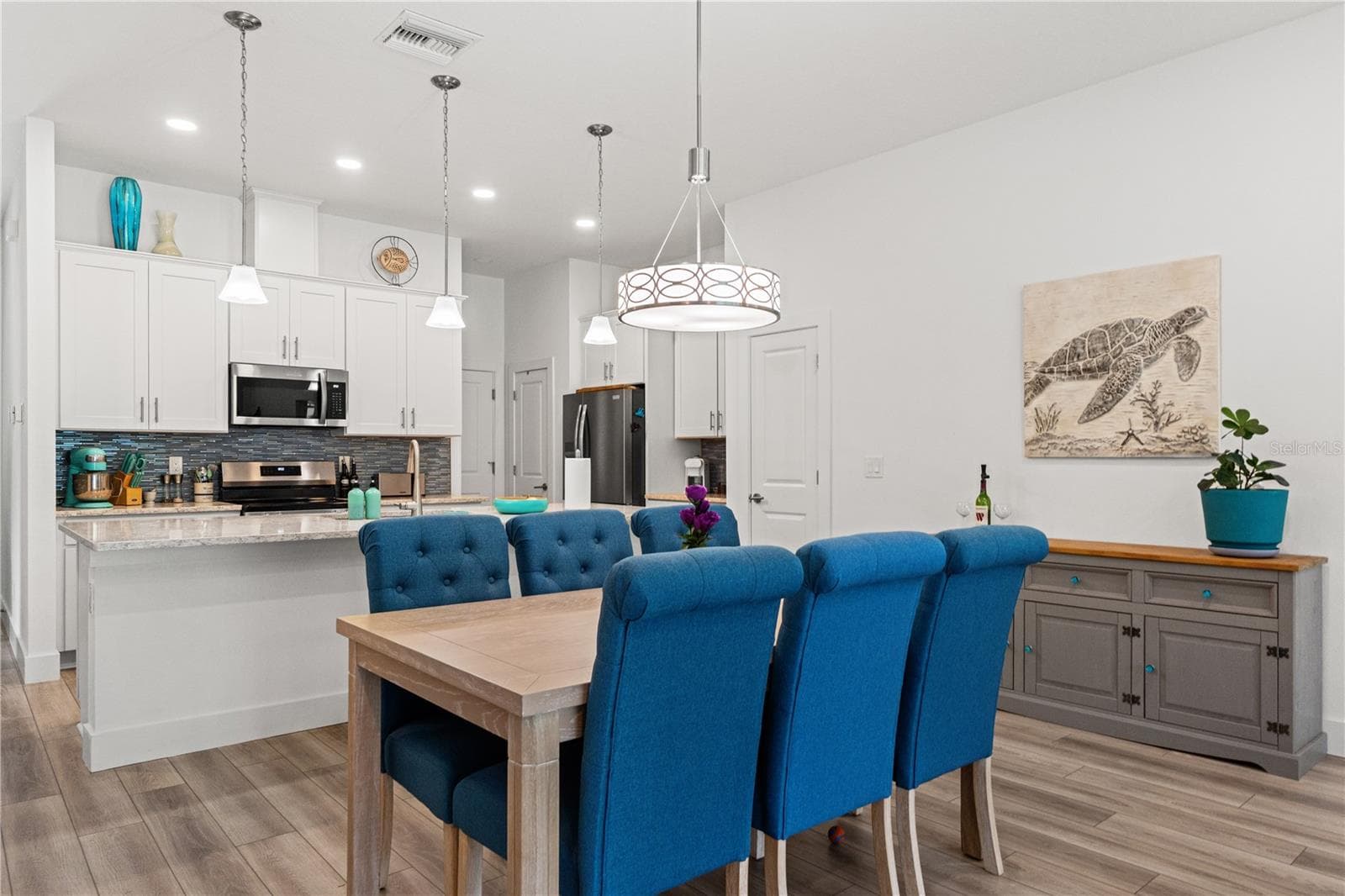 Dining area - 11153 WOOD OWL AVE, WEEKI WACHEE