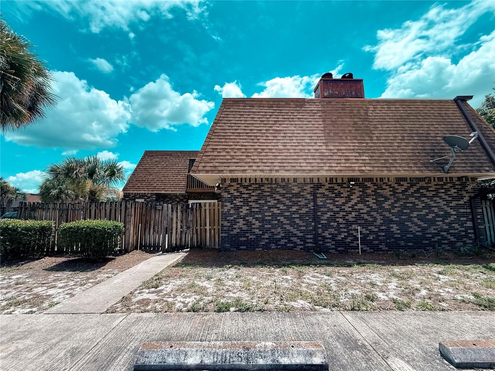 Townhouse at 202 TERRACE CT, SANFORD, photo 5 of 35