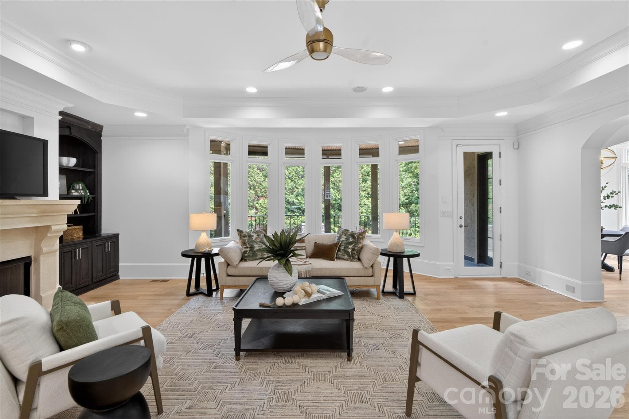 Single Family Residence at 2132 Foxcroft Woods Lane, Charlotte, photo 5 of 47