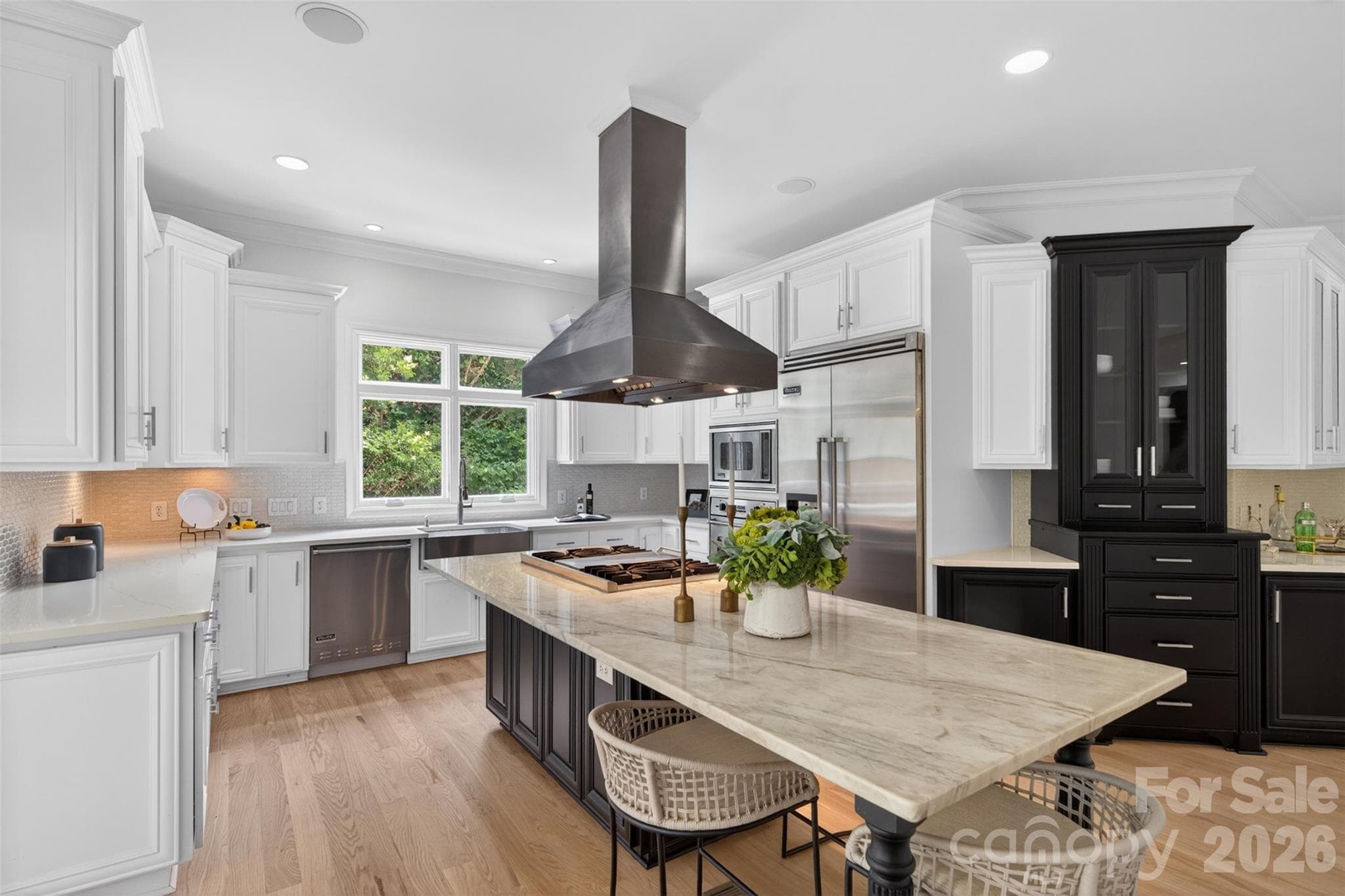 Single Family Residence at 2132 Foxcroft Woods Lane, Charlotte, photo 11 of 47