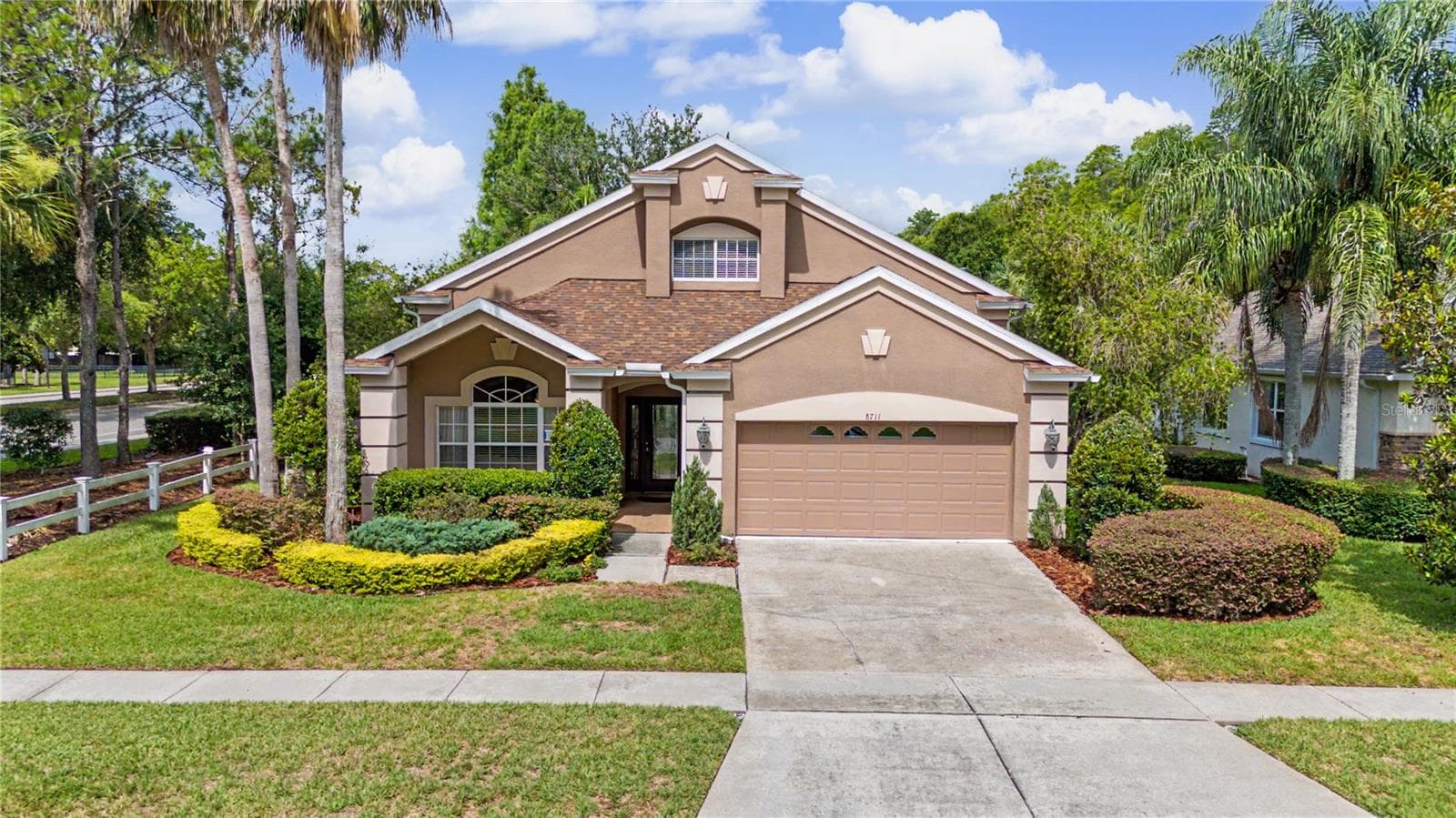 8711 PRESTON WOODS CT
