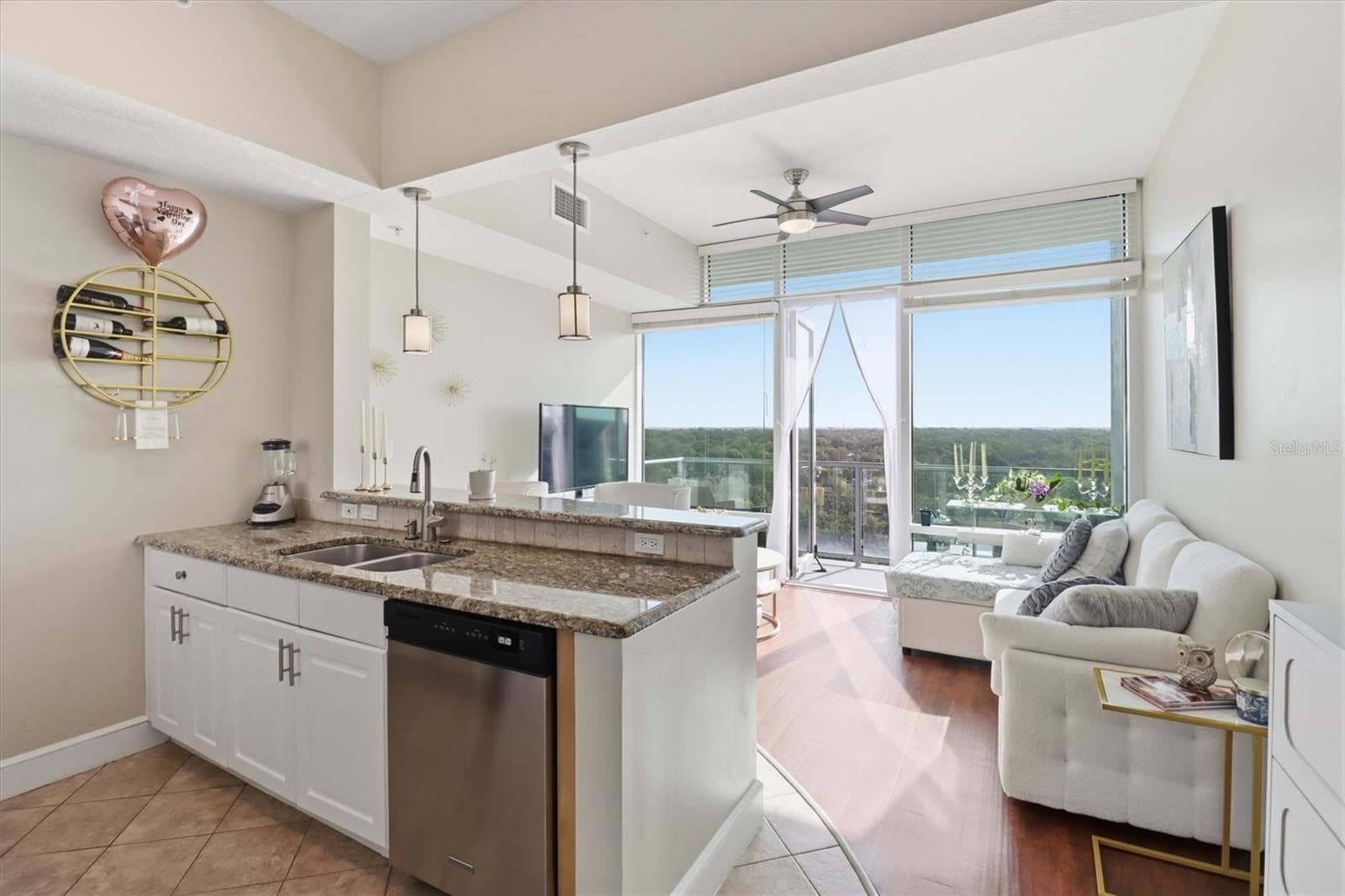 Condominium at 101 S EOLA DR #1104, ORLANDO, photo 5 of 31