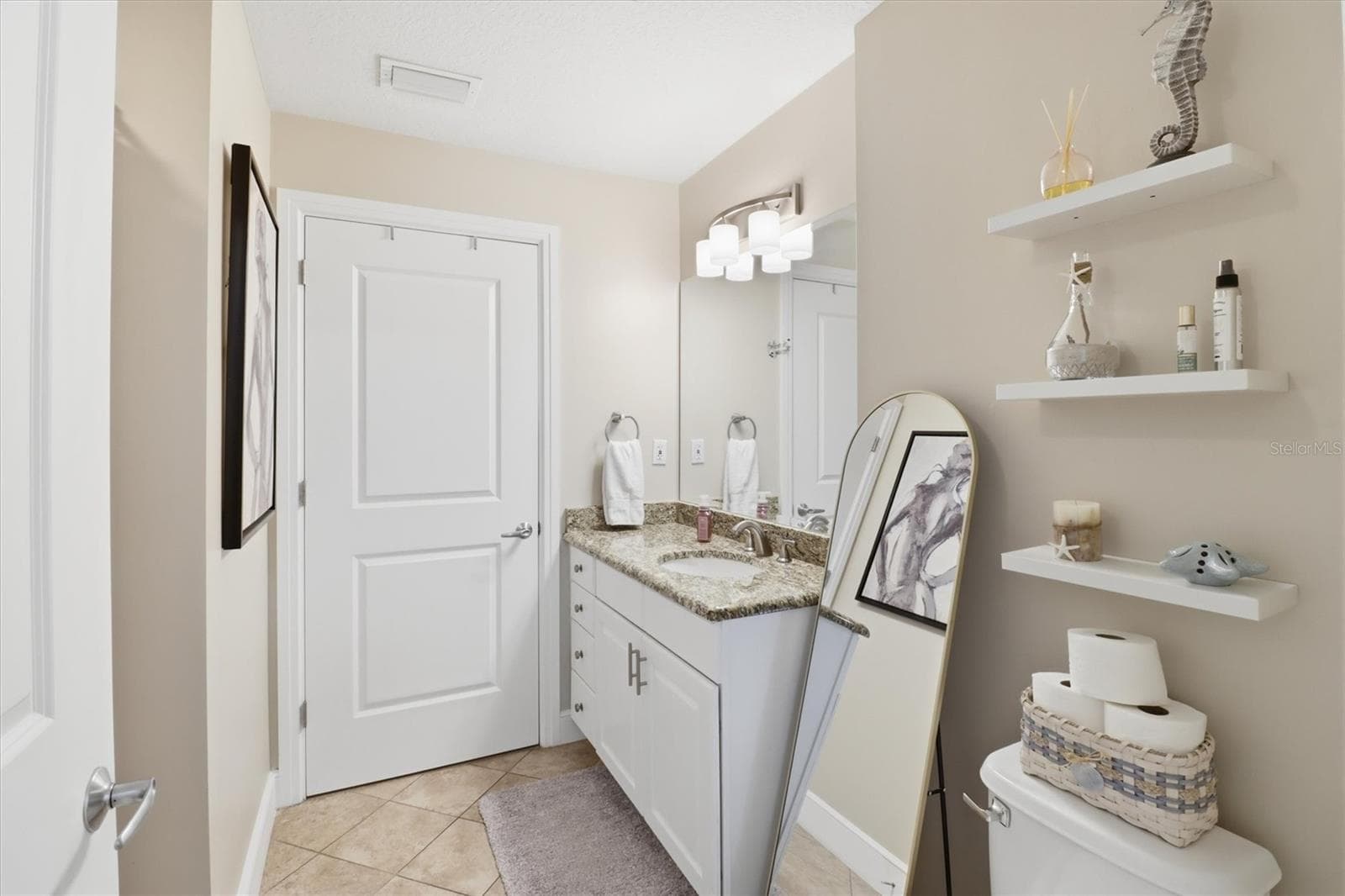 Condominium at 101 S EOLA DR #1104, ORLANDO, photo 16 of 31