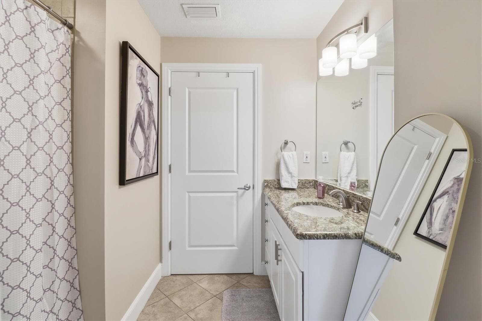 Condominium at 101 S EOLA DR #1104, ORLANDO, photo 17 of 31