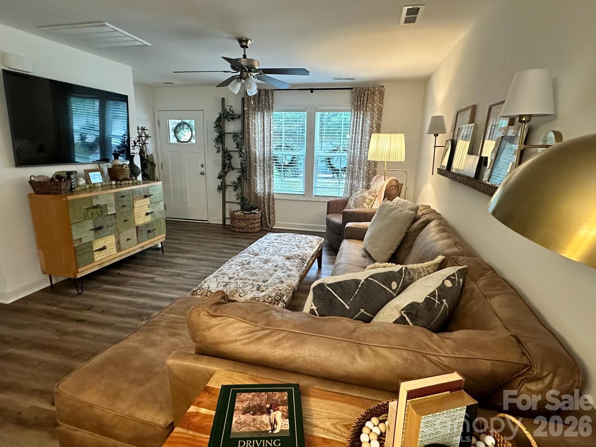Family room - Albemarle
