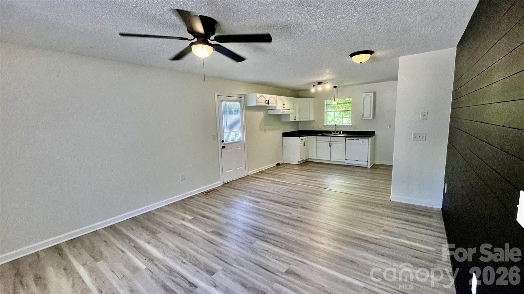 Single Family Residence at 908 Green Street, Salisbury, photo 5 of 31