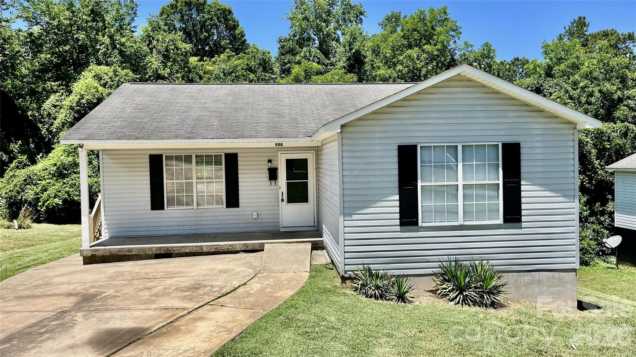 Single Family Residence at 908 Green Street, Salisbury, photo 26 of 31