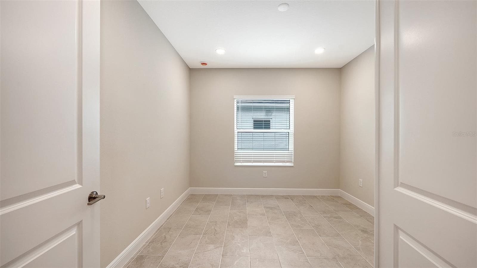Single Family Residence at 6547 BIG BAYOU DR, SARASOTA, photo 34 of 52