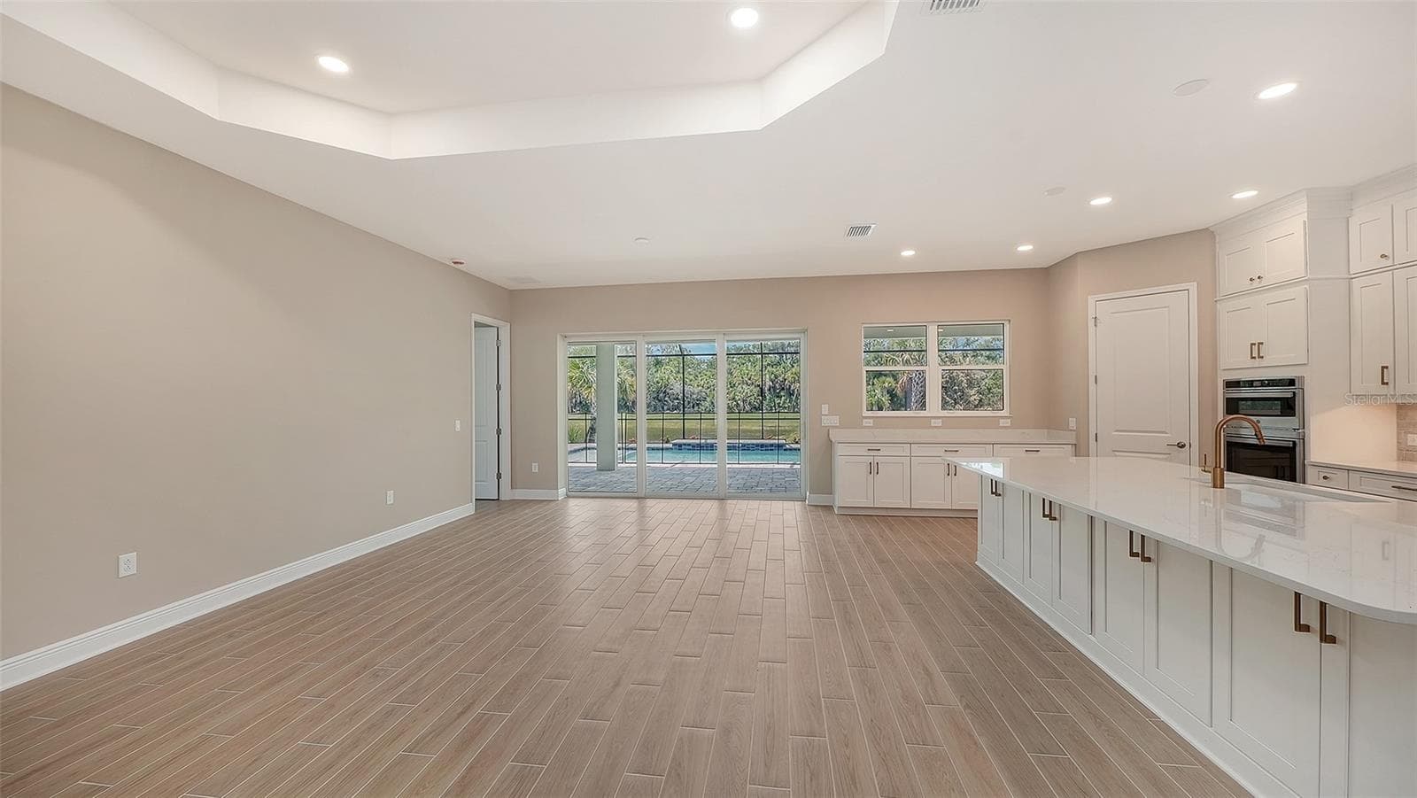 Single Family Residence at 6336 LAKE WOODRUFF CT, SARASOTA, photo 7 of 58